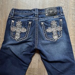 New never wore, stitching is super cute, the are very shiny